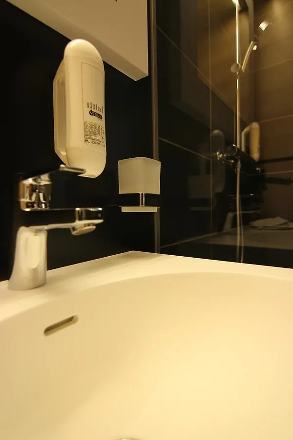 Mn Hotel By Wmm Hotels Mindelheim 2*,